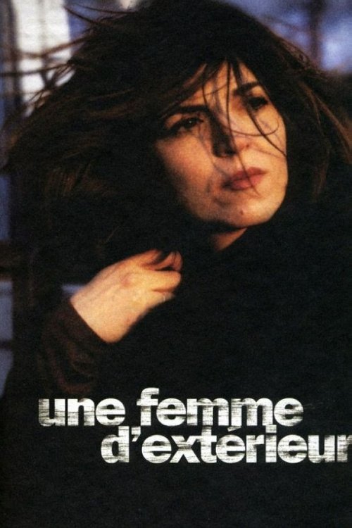 Une femme d’extérieur poster